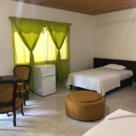 Hotel El Lago Puerto Carreno Екстер'єр фото